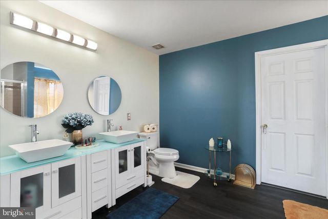 105 CHARDIN CT, Martinsburg, WV 25403