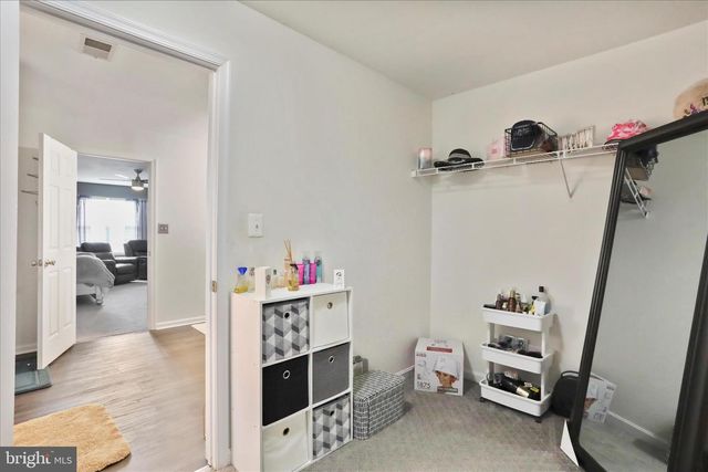 105 CHARDIN CT, Martinsburg, WV 25403