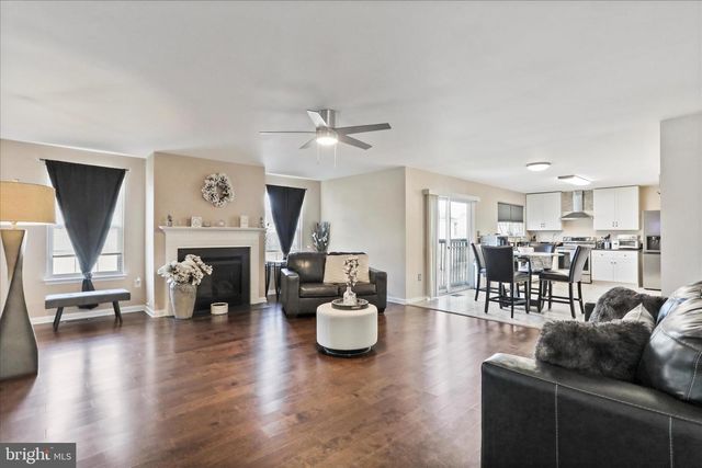 105 CHARDIN CT, Martinsburg, WV 25403