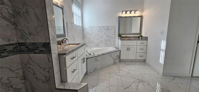 17271 PEGGY AVENUE, Mount Dora, FL 32757