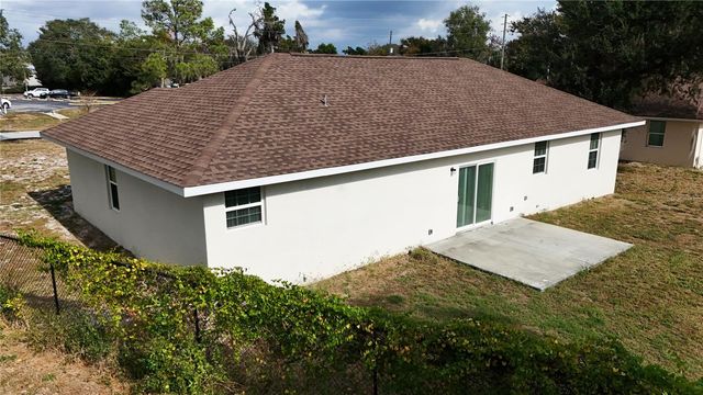 17271 PEGGY AVENUE, Mount Dora, FL 32757