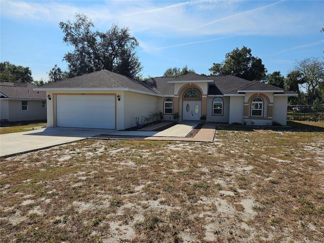 17271 PEGGY AVENUE, Mount Dora, FL 32757