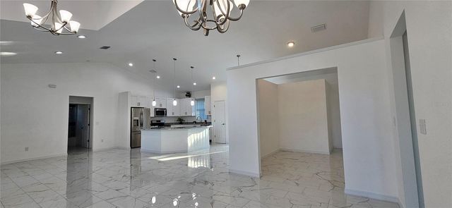 17271 PEGGY AVENUE, Mount Dora, FL 32757