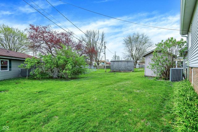 1515 Canterbury Drive, Shelbyville, IN 46176