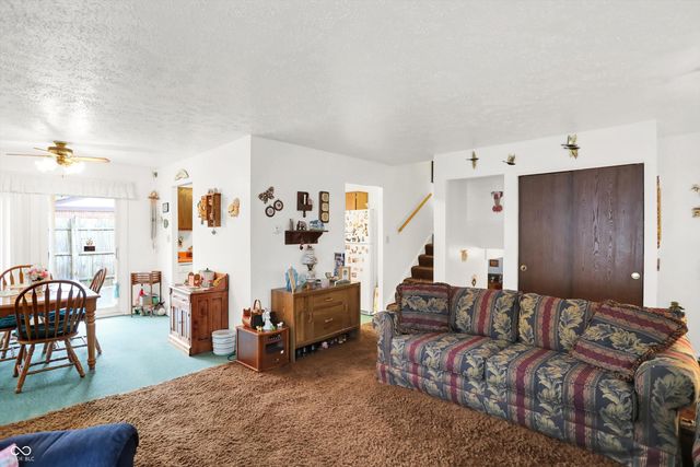 1515 Canterbury Drive, Shelbyville, IN 46176