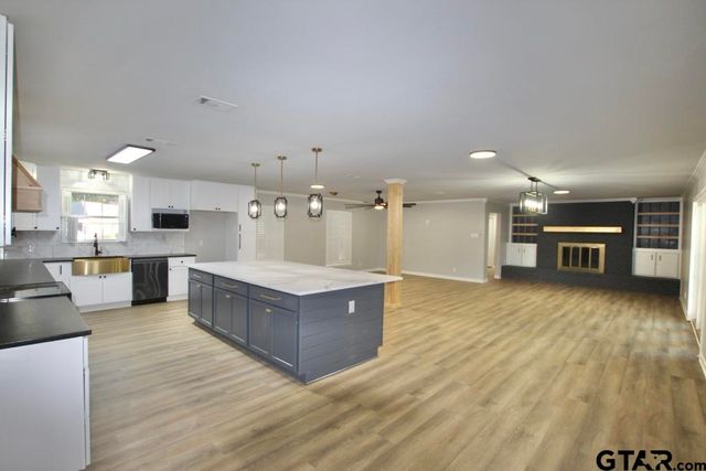 1809 Glen Arbor Drive, Tyler, TX 75703