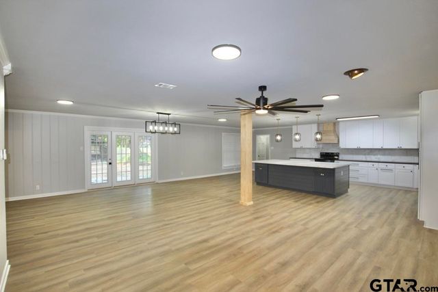 1809 Glen Arbor Drive, Tyler, TX 75703