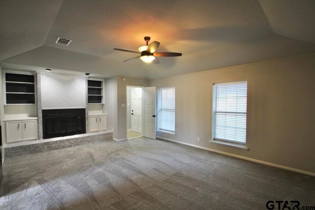 1809 Glen Arbor Drive, Tyler, TX 75703