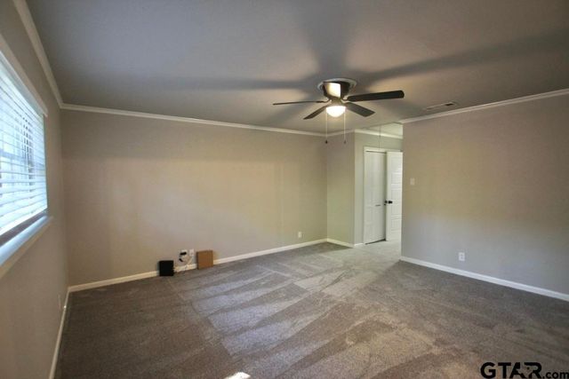 1809 Glen Arbor Drive, Tyler, TX 75703