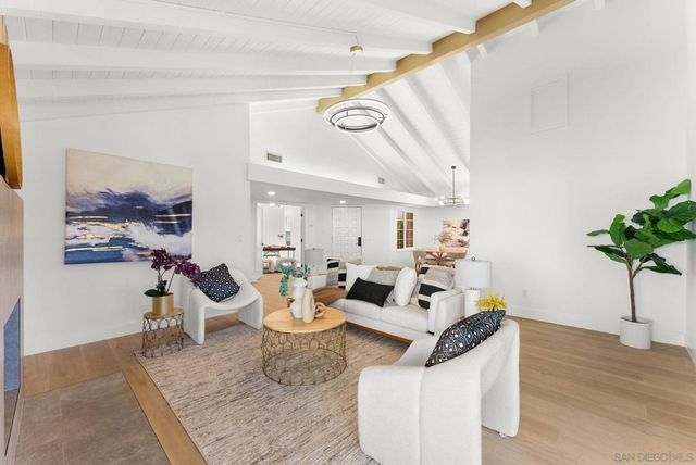 18038 Caminito Balata, San Diego, CA 92128