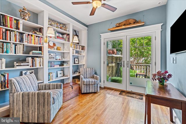 1421 CRITTENDEN ST NW, Washington, DC 20011