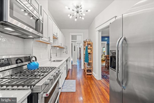 1421 CRITTENDEN ST NW, Washington, DC 20011