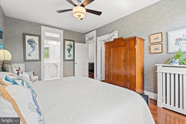 1421 CRITTENDEN ST NW, Washington, DC 20011