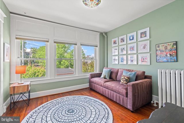 1421 CRITTENDEN ST NW, Washington, DC 20011