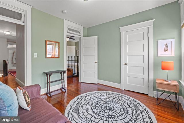 1421 CRITTENDEN ST NW, Washington, DC 20011
