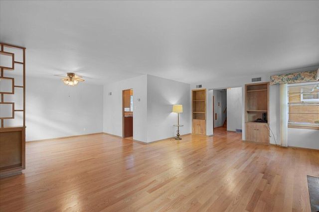 6245 Moraine Avenue, Hammond, IN 46324