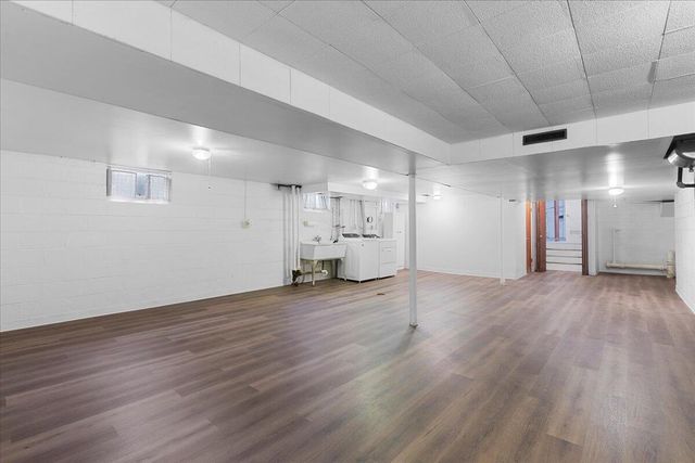 6245 Moraine Avenue, Hammond, IN 46324