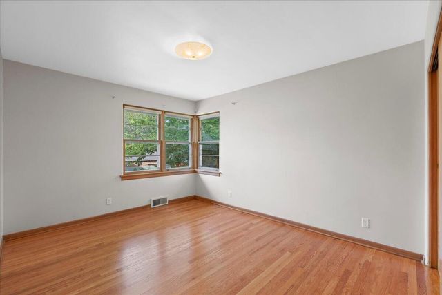 6245 Moraine Avenue, Hammond, IN 46324