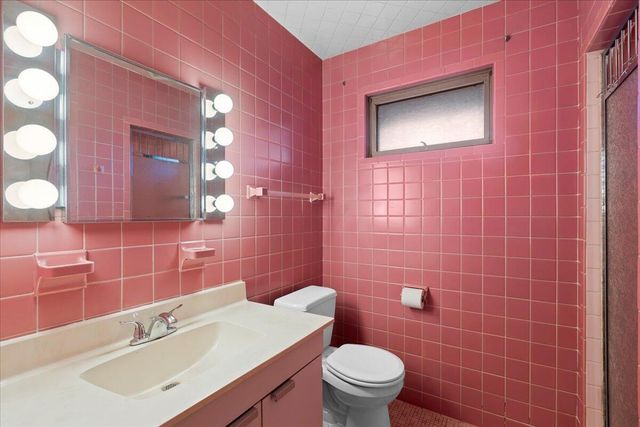 6245 Moraine Avenue, Hammond, IN 46324