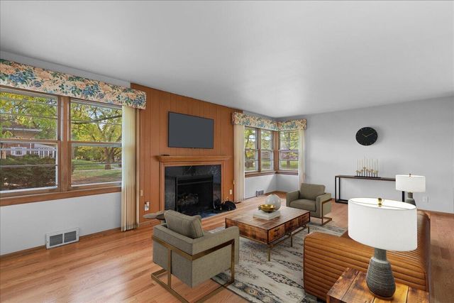 6245 Moraine Avenue, Hammond, IN 46324