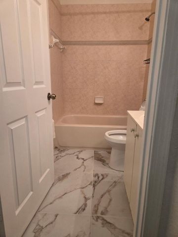 1209 Santa Catalina Lane, North Lauderdale, FL 33068