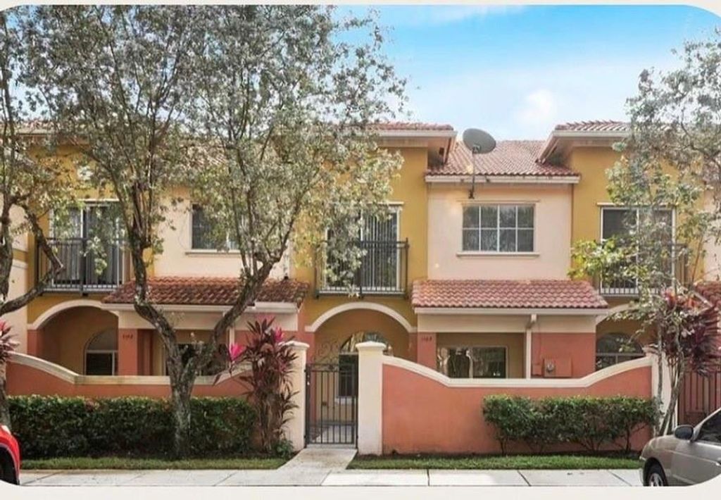 1209 Santa Catalina Lane, North Lauderdale, FL 33068