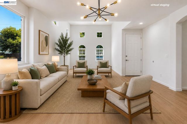 2600 Yorkshire Dr, Antioch, CA 94531