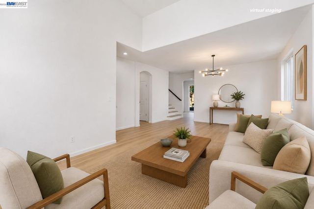 2600 Yorkshire Dr, Antioch, CA 94531