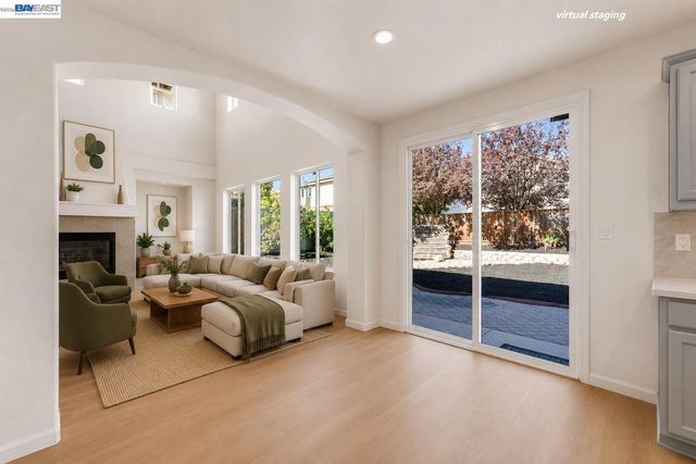 2600 Yorkshire Dr, Antioch, CA 94531
