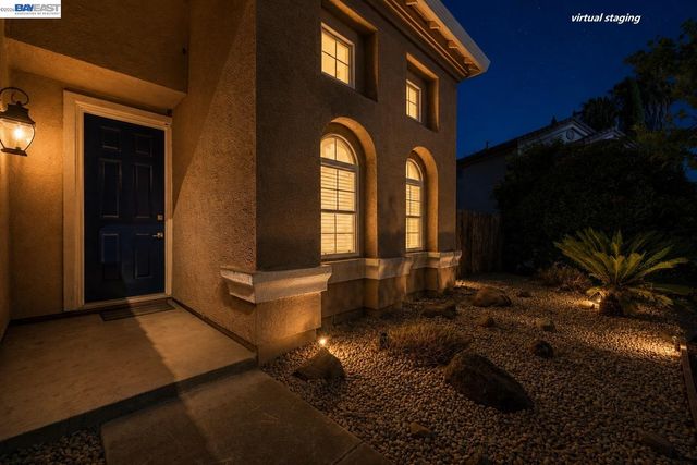 2600 Yorkshire Dr, Antioch, CA 94531