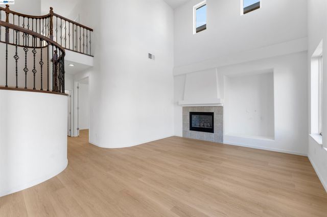 2600 Yorkshire Dr, Antioch, CA 94531