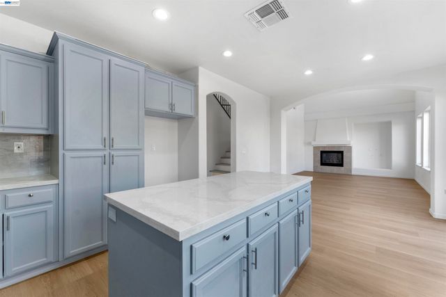 2600 Yorkshire Dr, Antioch, CA 94531