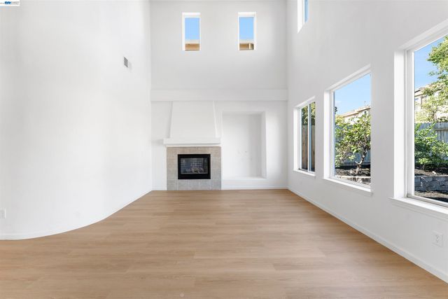 2600 Yorkshire Dr, Antioch, CA 94531