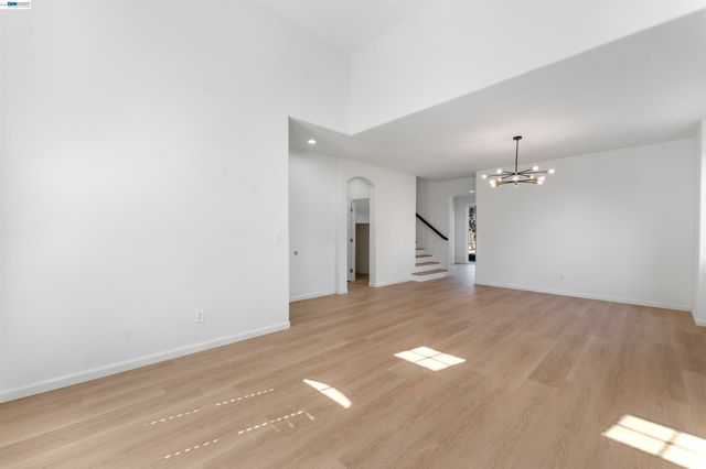 2600 Yorkshire Dr, Antioch, CA 94531