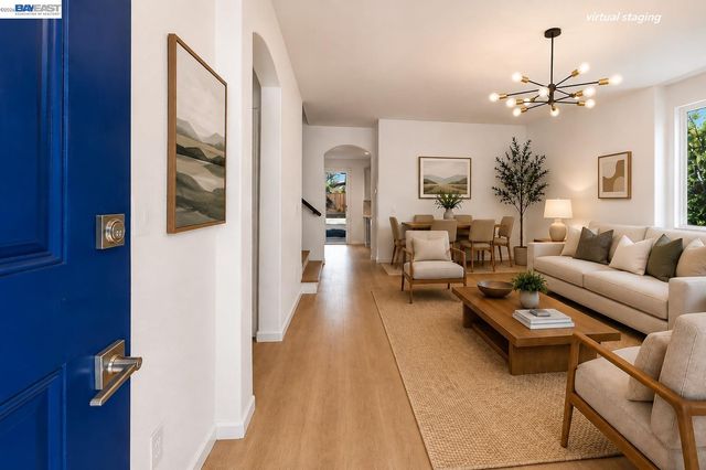 2600 Yorkshire Dr, Antioch, CA 94531