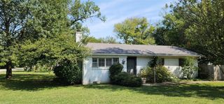 111 E Helena, Siloam Springs, AR 72761