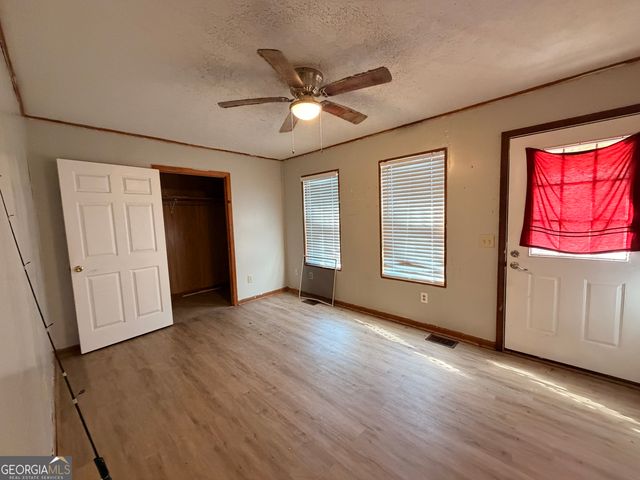 288 Bradfield Drive, Lagrange, GA 30240