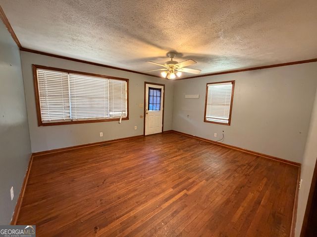 288 Bradfield Drive, Lagrange, GA 30240