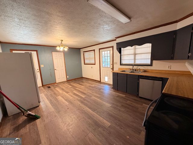 288 Bradfield Drive, Lagrange, GA 30240