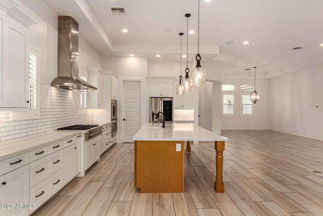 7598 W JESSIE Lane, Peoria, AZ 85383