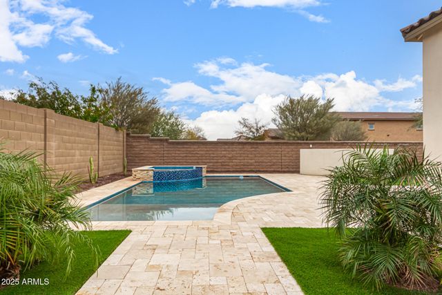 7598 W JESSIE Lane, Peoria, AZ 85383