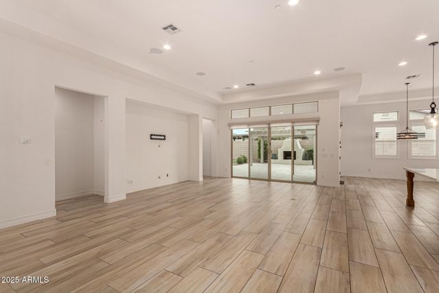 7598 W JESSIE Lane, Peoria, AZ 85383