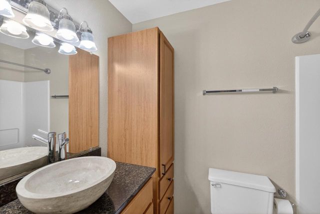 N110W17051 Ashbury LANE, Germantown, WI 53022