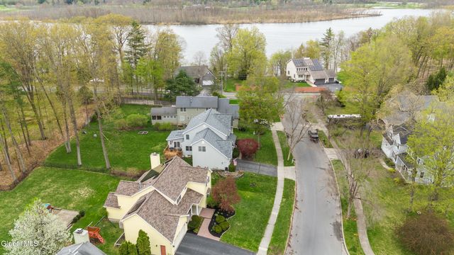 5 Horizon Drive, Saratoga Springs, NY 12866