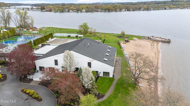 5 Horizon Drive, Saratoga Springs, NY 12866