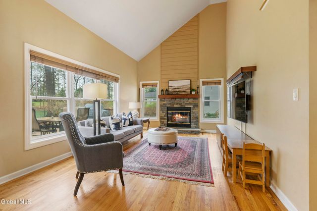 5 Horizon Drive, Saratoga Springs, NY 12866