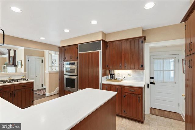 6420 BROOKSIDE DR, Chevy Chase, MD 20815