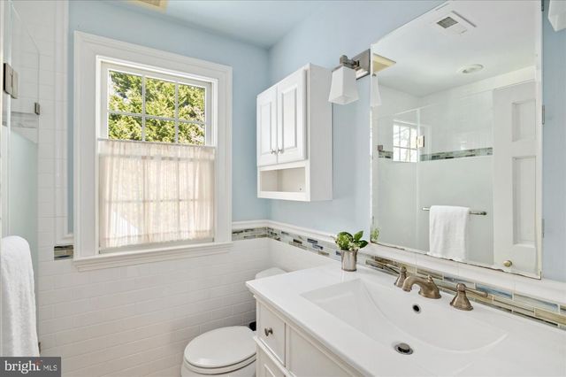 6420 BROOKSIDE DR, Chevy Chase, MD 20815