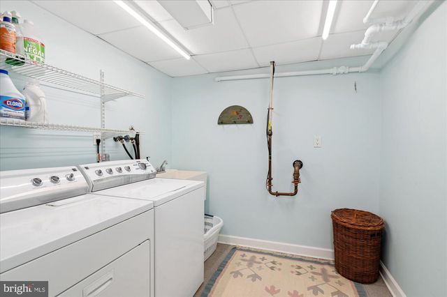 6420 BROOKSIDE DR, Chevy Chase, MD 20815