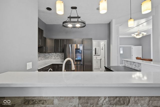 215 N Arsenal Avenue, Indianapolis, IN 46201